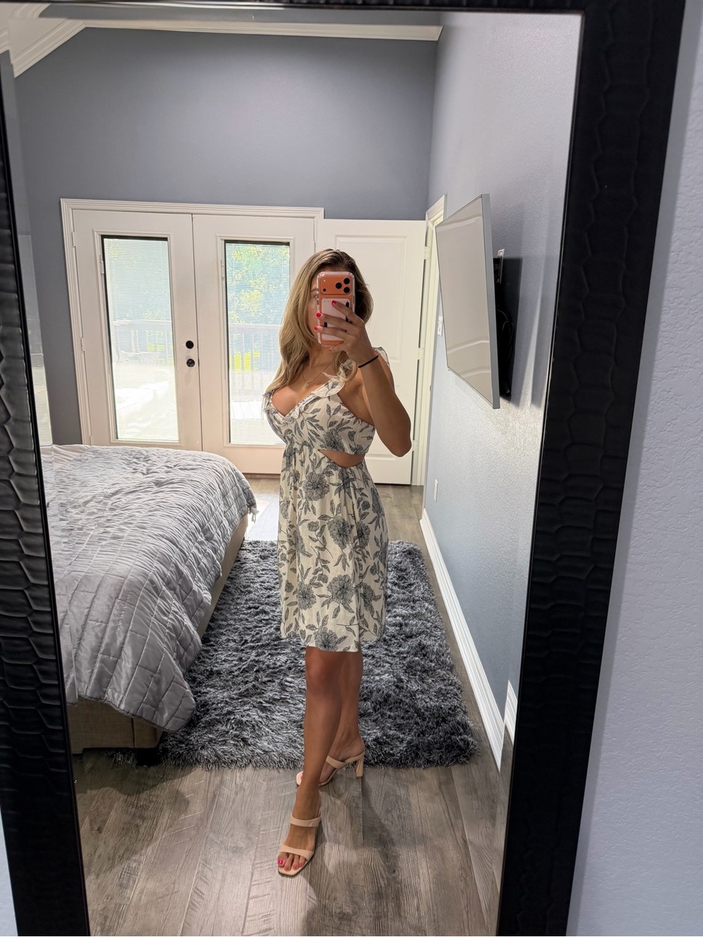 Abercrombie & Fitch Cream Mini Dress with Gray Floral Print